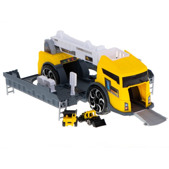 Sunkvežimis su dviem automobiliais ,Builder"