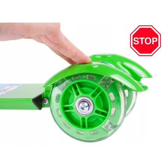 Roheline LED ratastega roller
