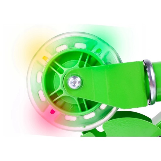 Roheline LED ratastega roller