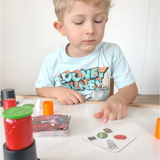 Võlutrikkide mäng programmiga Hat Little Magician 4+